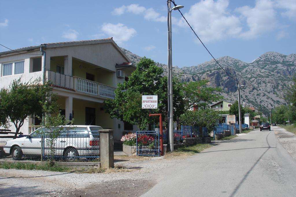 Apartments Cico Starigrad Paklenica Eksteriør bilde