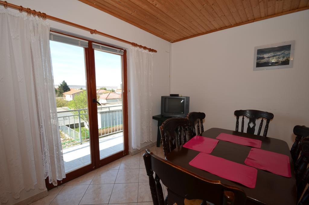 Apartments Cico Starigrad Paklenica Eksteriør bilde