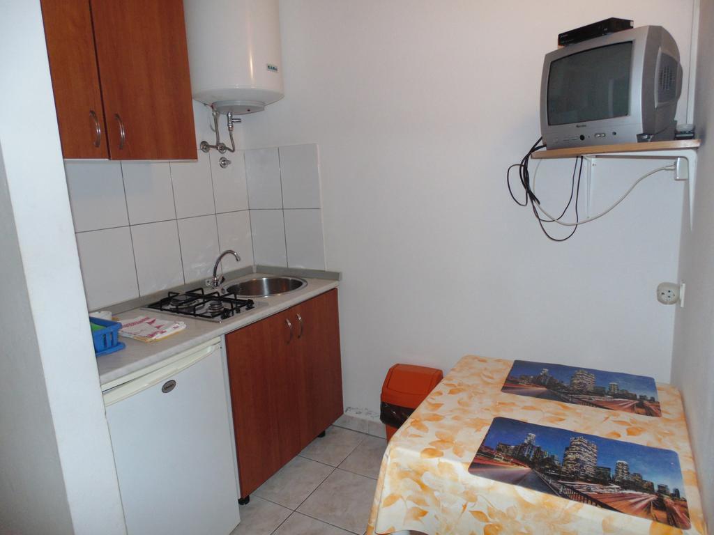 Apartments Cico Starigrad Paklenica Eksteriør bilde
